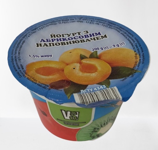 Йогурт питний ВІНЬКОВЕЦЬКИЙ СМАК абрикос, 1,5%, 200 г